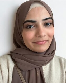 Hometown: Burien, WA
Favorite Food: Dolma 
Hobbies: Drawing, traveling, photography