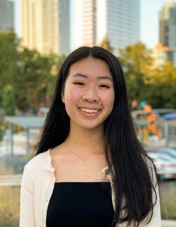 Hometown: Renton, Washington
Favorite Food: Pasta
Hobbies: Traveling, tennis, and watching YouTube Sophie Li