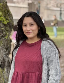 Hometown: Lake Stevens, WA
Favorite Food: Pupusas
Hobbies: Paddleboarding, reading, hiking