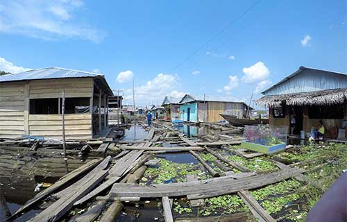 houses on water
