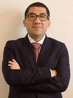 Dr. Roberto Leon-Manco